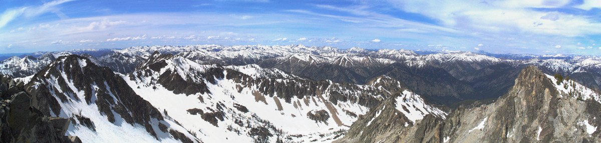 Header image of mountains